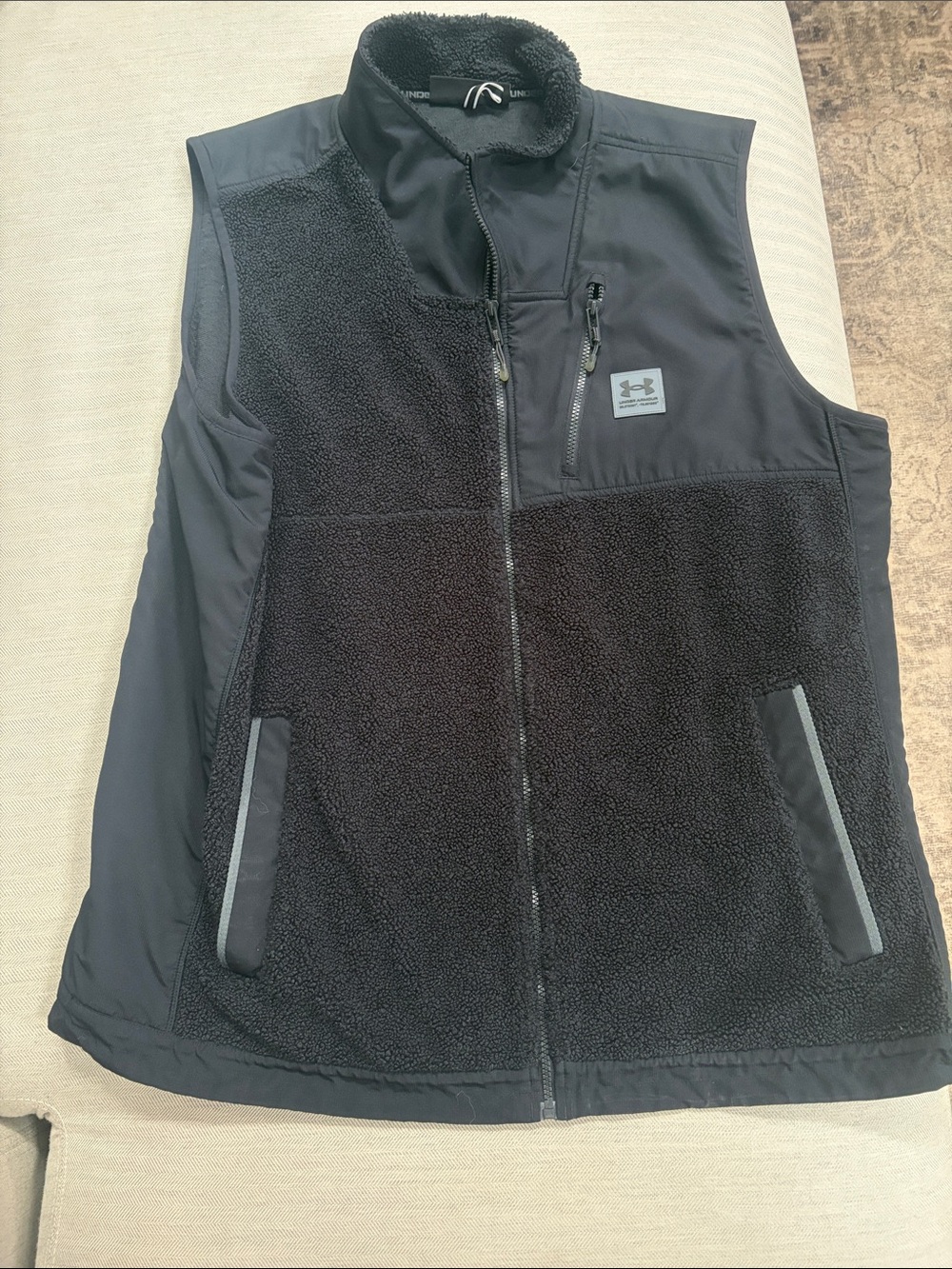 Under Armour Black Sherpa Fleece Vest with Zip Pockets
